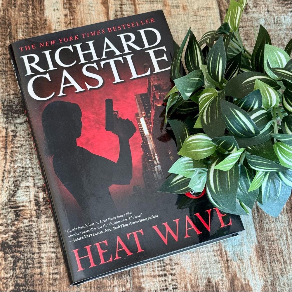 Richard Castle “Heat Wave” Hardcover Book